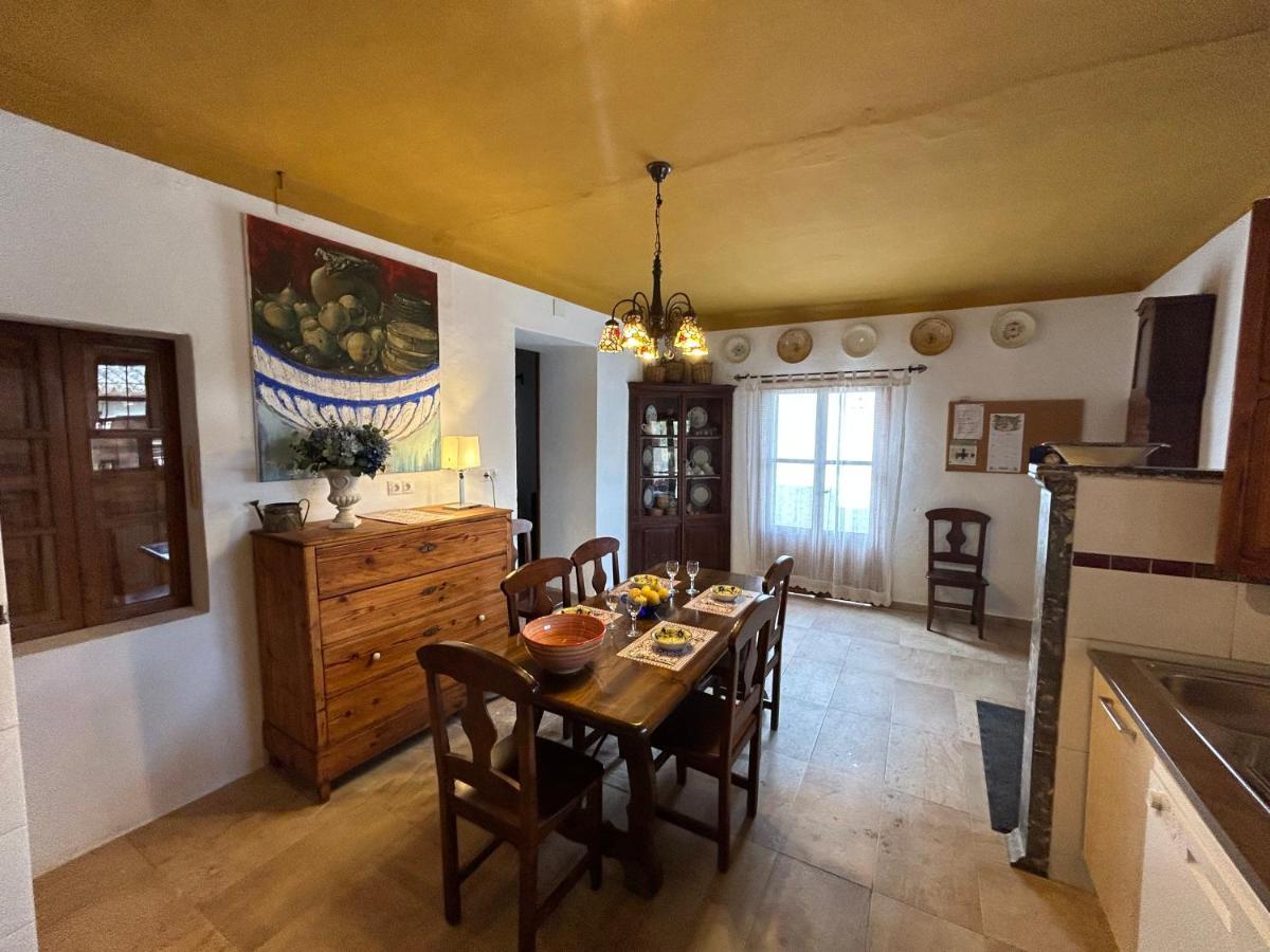 Casa Padrina Burballa Maria De La Salut